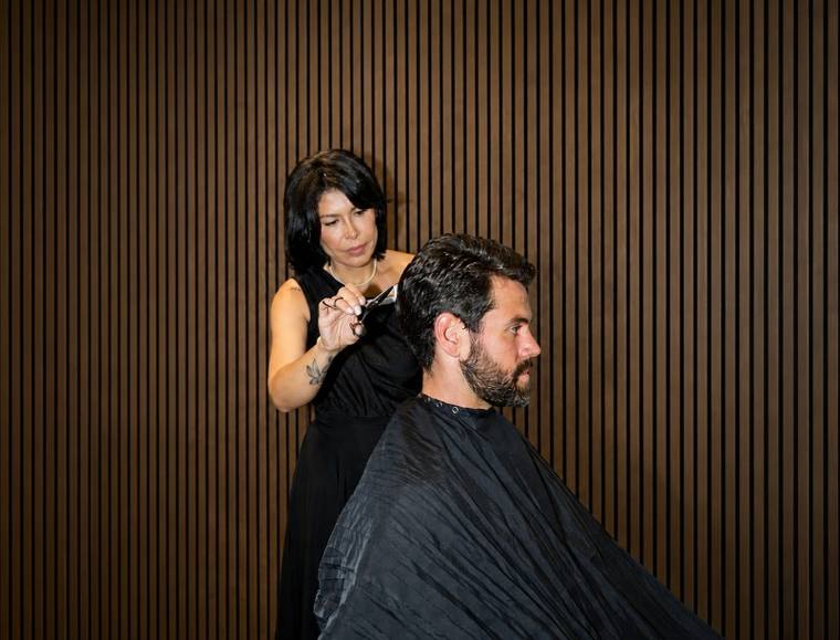How to Cut Men’s Curly Hair With Scissors: A Beginner’s Guide